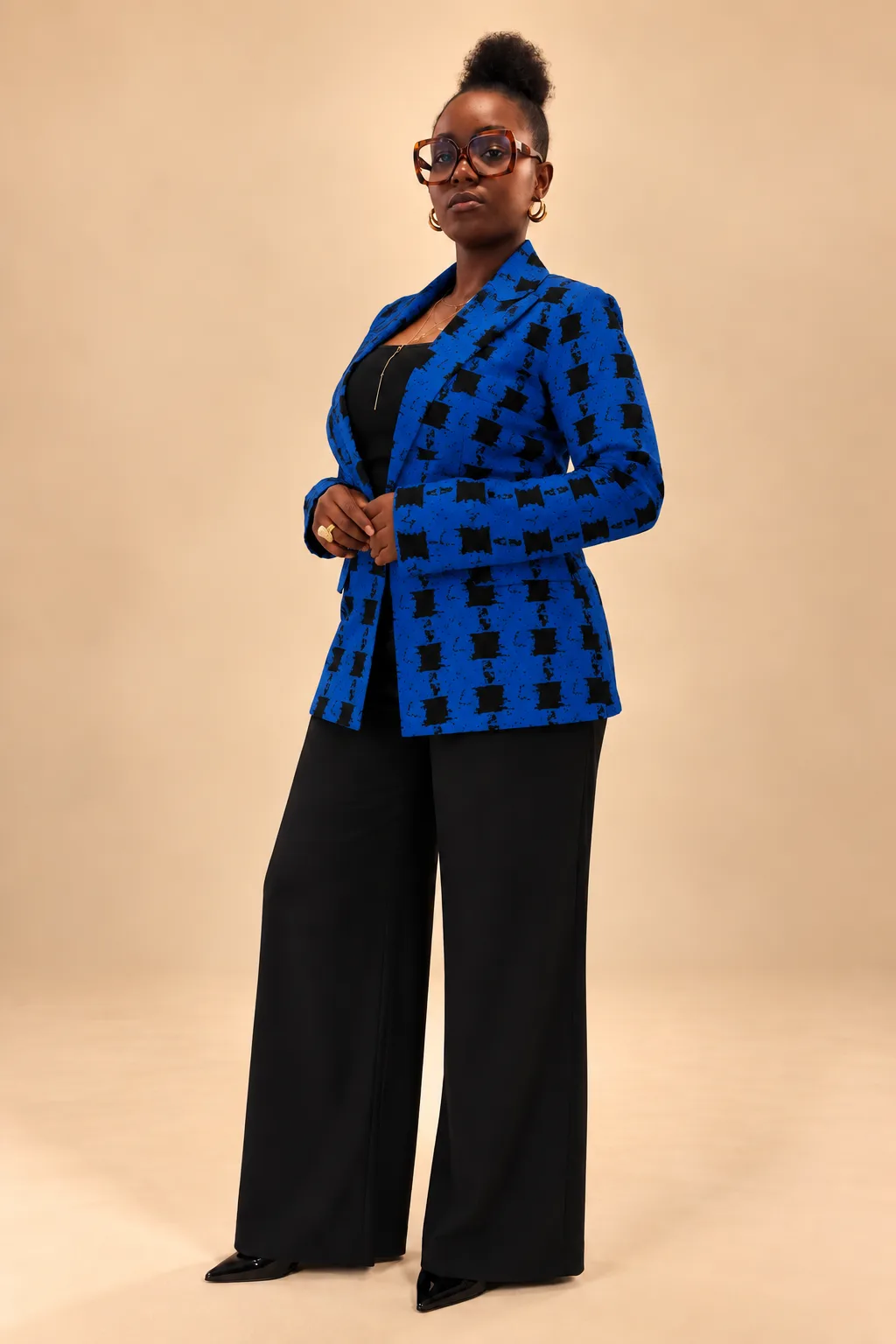 Blazer femme en wax bleu profond et noir – Djidiawax